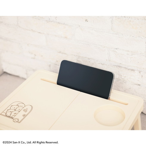 宝島社「すみっコぐらし 折りたたみミニテーブルBOOK」