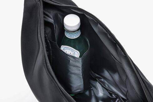 宝島社「荷物がスッキリ入る 整頓上手なハーフムーンBAG BOOK」