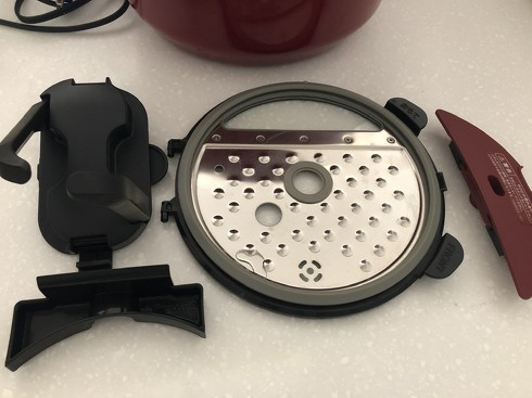 シャープ「ヘルシオ ホットクック KN-HT99A」