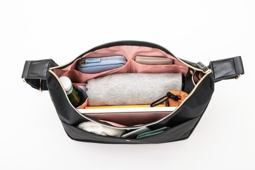 宝島社「THE EDITORS 撥水加工付きショルダーバッグBOOK」