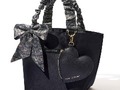 【付録】かわいすぎる「付録黒バッグ」4選　ジル バイ ジルスチュアートの“黒トート”は要チェック　スカーフとミニポーチもセットで登場【2024年3月版】