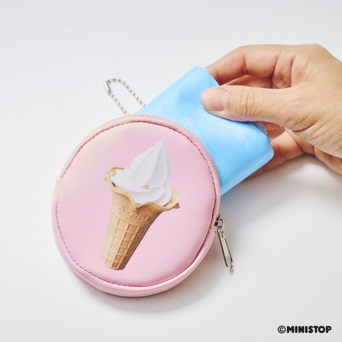 宝島社「MINISTOP OFFICIAL BOOK」