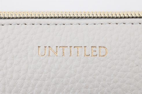 宝島社「UNTITLED 3層スマホショルダーBOOK TAUPE」