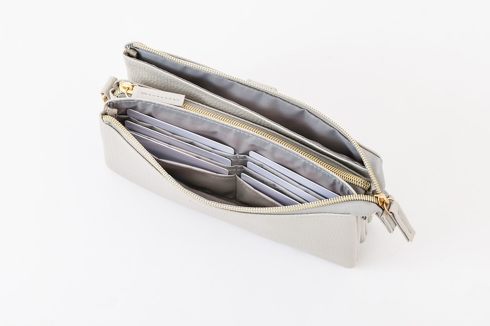 宝島社「UNTITLED 3層スマホショルダーBOOK TAUPE」