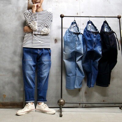 グラミチ「ストレッチデニムルーズテーパードパンツ」