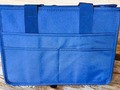 コメリの「まとめバッグ」が使える！　しっかり自立＆4つのポケットで、デスク周りの整理整頓がはかどる