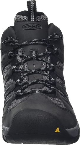 今売れているキーン（KEEN）の防水トレッキングシューズ：「トレッキングシューズ コーヴェン ミッド ウォータープルーフ メンズ」