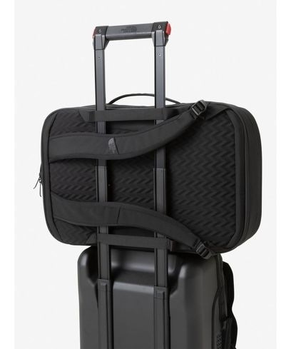 今売れているノースフェイスのリュック：「バサルトウィーケンダー NM82391」