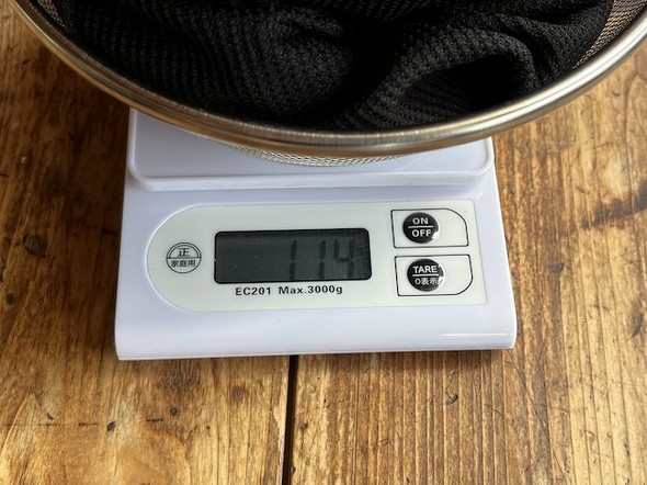 ワッフル生地は約114g