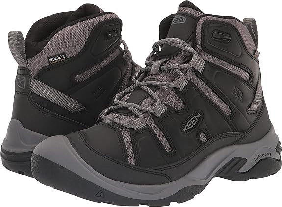 今売れているキーン（KEEN）の防水トレッキングシューズ：「トレッキングシューズ サーカディア ミッド ウォータープルーフ 旧モデル メンズ」
