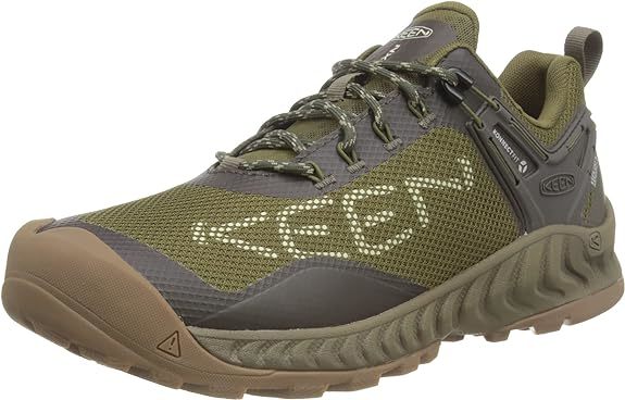 今売れているキーン（KEEN）の防水トレッキングシューズ：「トレッキングシューズ ネクシス エヴォ ウォータープルーフ メンズ」