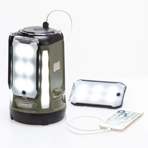 今売れているLEDランタン：コールマン「クアッドマルチパネルランタン」