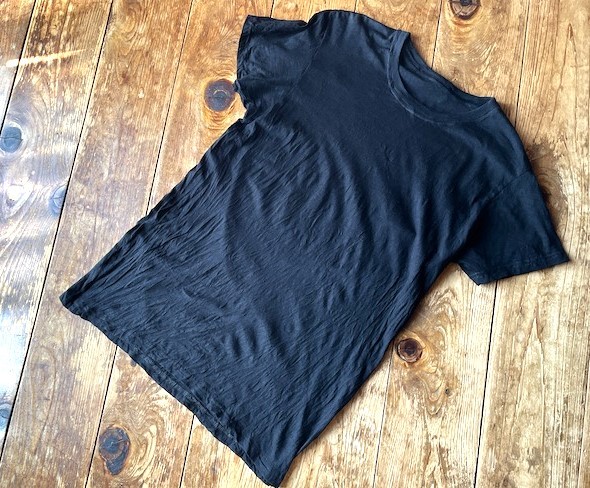 洗濯後、シワが伸びたTシャツ