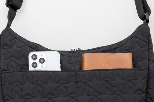 宝島社「Kipling 整理上手な8ポケット 星柄キルティングバッグBOOK」