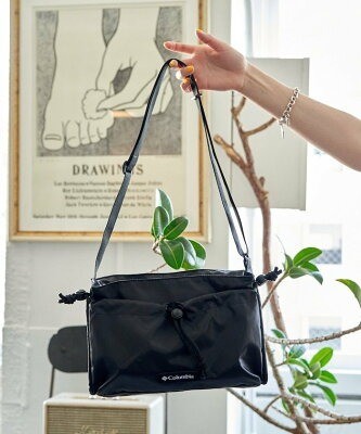 コロンビア「限定展開 JUMP CREEK SHOULDER」
