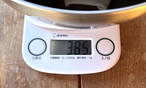 Mサイズの重さは約385g