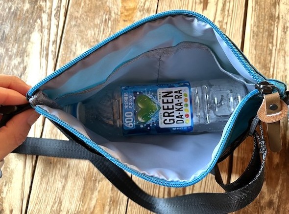 500mlのペットボトルも入る