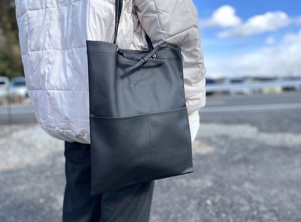 合皮リボントートバッグ