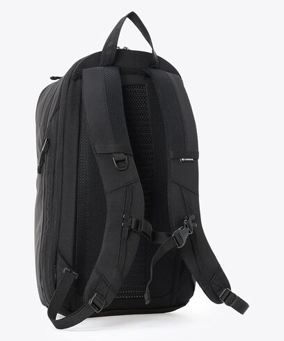 Columbia（コロンビア）「パナシーア クロスオーバー 26L バックパック PU8925」