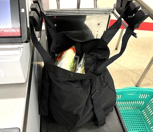 縦に積み上げるように入れることになるかも