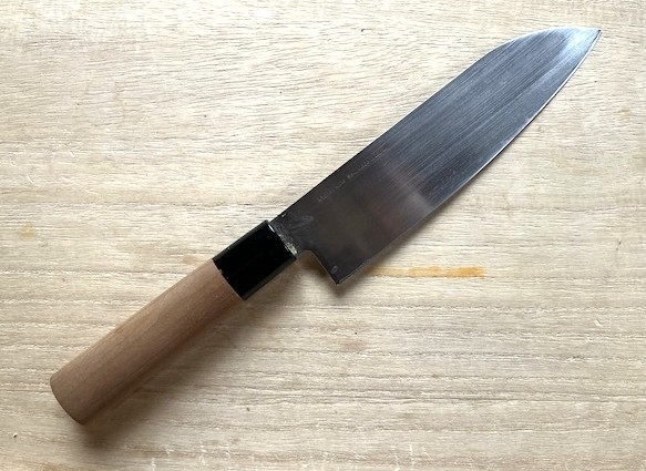 関市の「三徳包丁」