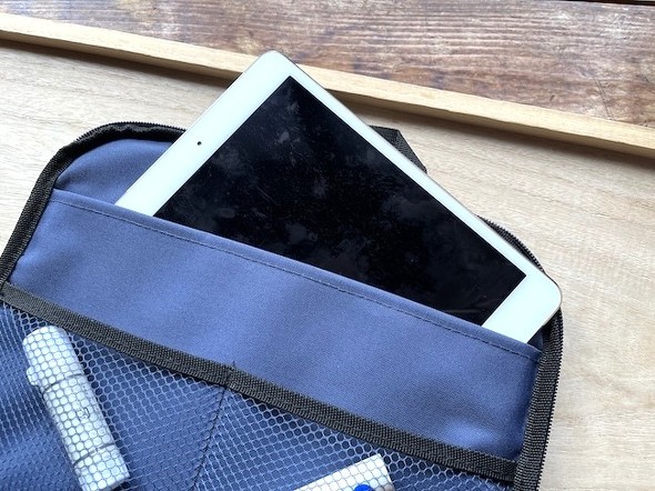 タブレットは入る