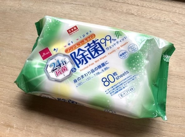 ウェットティッシュ