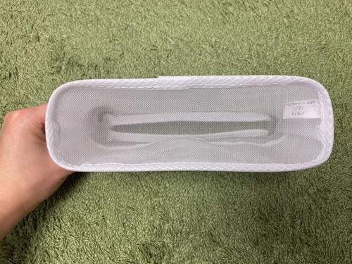 底がメッシュ素材で通気性も確保