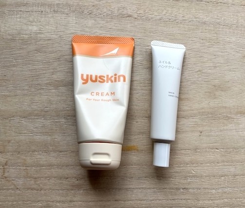 左：これまで使ってきたハンドクリーム、右：ネイル＆ハンドクリーム