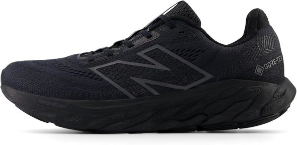 ゴアテックスランニングシューズ：ニューバランス「Fresh Foam X 880v14 GORE-TEX」