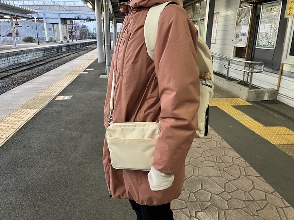 ポーチ付き