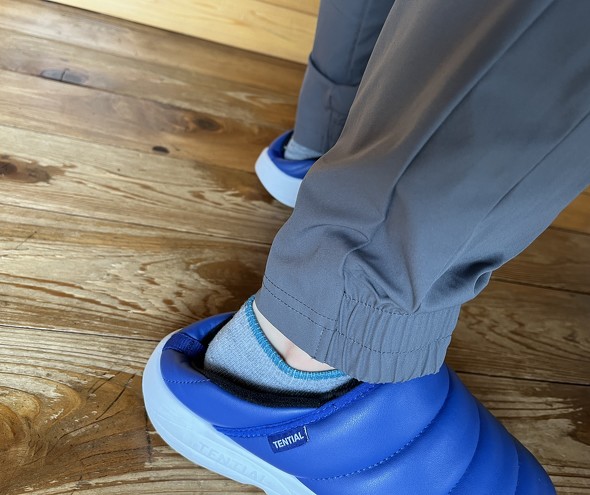 裾がバサバサしない
