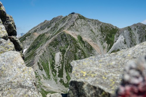 室堂から2時間で辿り着ける雄山
