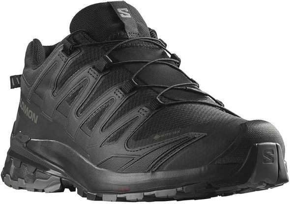 ゴアテックスランニングシューズ:サロモン「XA PRO 3D V9 WIDE GORE TEX」