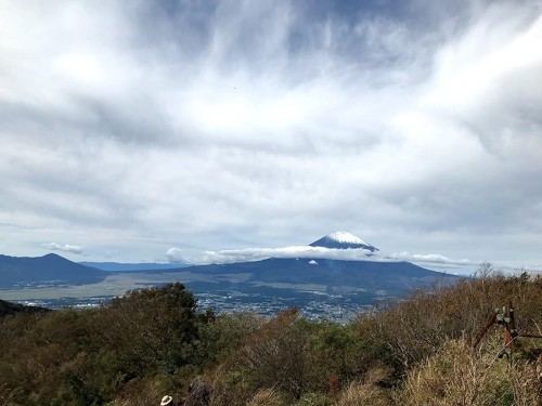 涼しげな低山ハイクを楽しもう