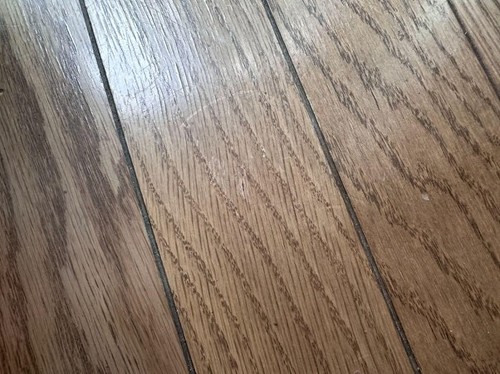 仕上げを施したら遠くからは目立ちにくくなった