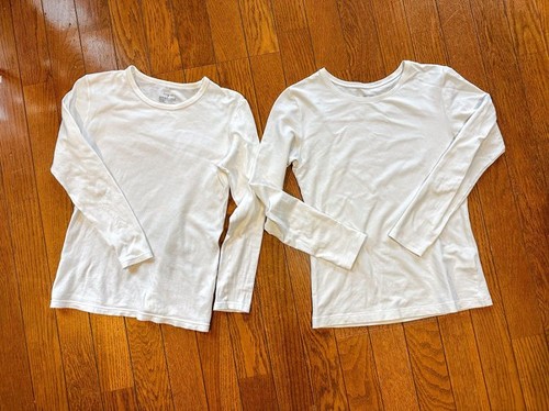 実は以外と大きな違いがある2アイテム(左:無印良品、右:ユニクロ)