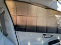 「これ110円でいいの……？」【セリア】の「車用カーテン」を徹底レビュー。磁石を動かせるから窓にフィット、跡も残らない名品だった
