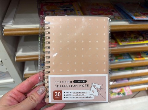 シンプルだからこそデコレーションが楽しい