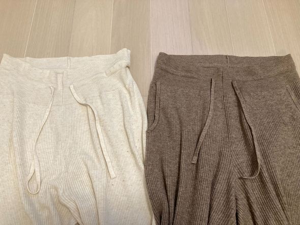 左：ポケットなし 右：ポケットあり