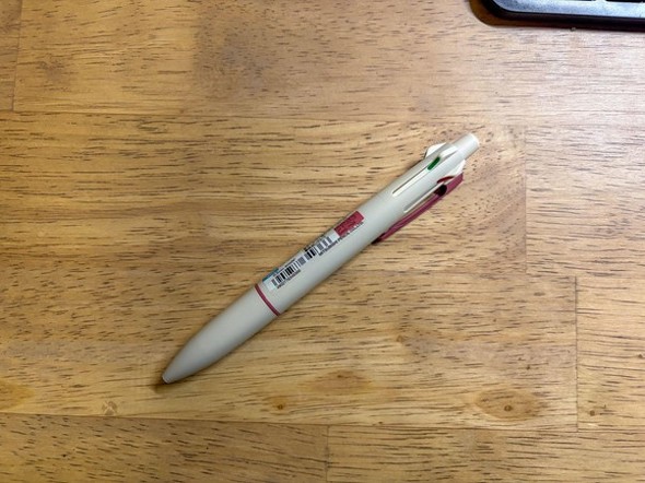 JETSTREAM Lite touch ink搭載の4&1(サンドピンク)