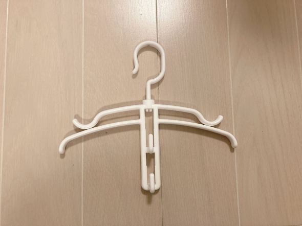フード付きパーカーを干すときの必需品になりました