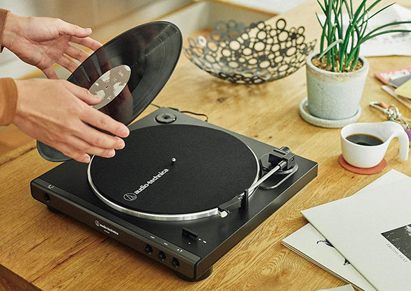 レコードプレーヤー