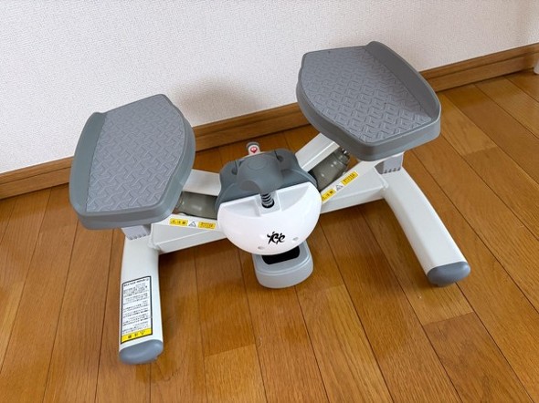 柔らかいカラーでゴツくないデザインなのもうれしい