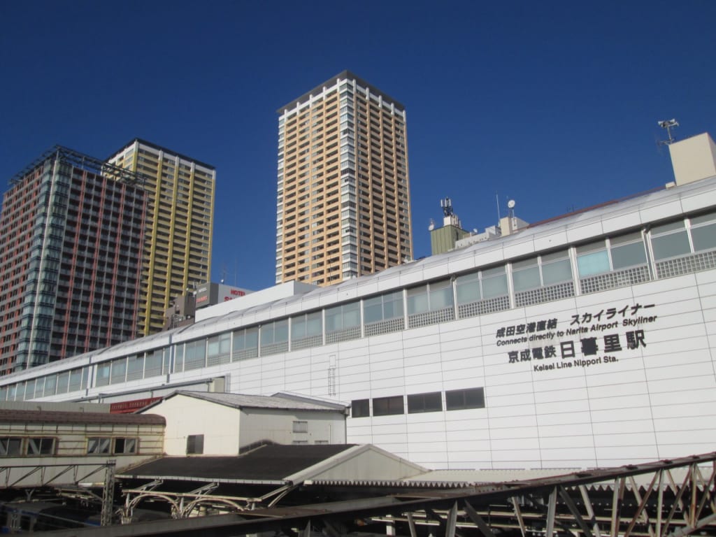 日暮里駅がにゃっぽり駅に 猫をモチーフとした新たな日暮里駅西口に かわいくてなごむ などの声 1 2 ねとらぼ調査隊