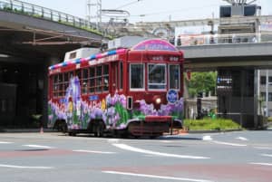 日本の「路面電車」人気ランキングTOP17！　1位は「豊橋鉄道（市内線）」【2022年最新投票結果】