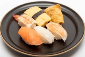 好きな「寿司ネタ」人気ランキングTOP26！　1位は「ハマチ」に決定【2022年最新投票結果】
