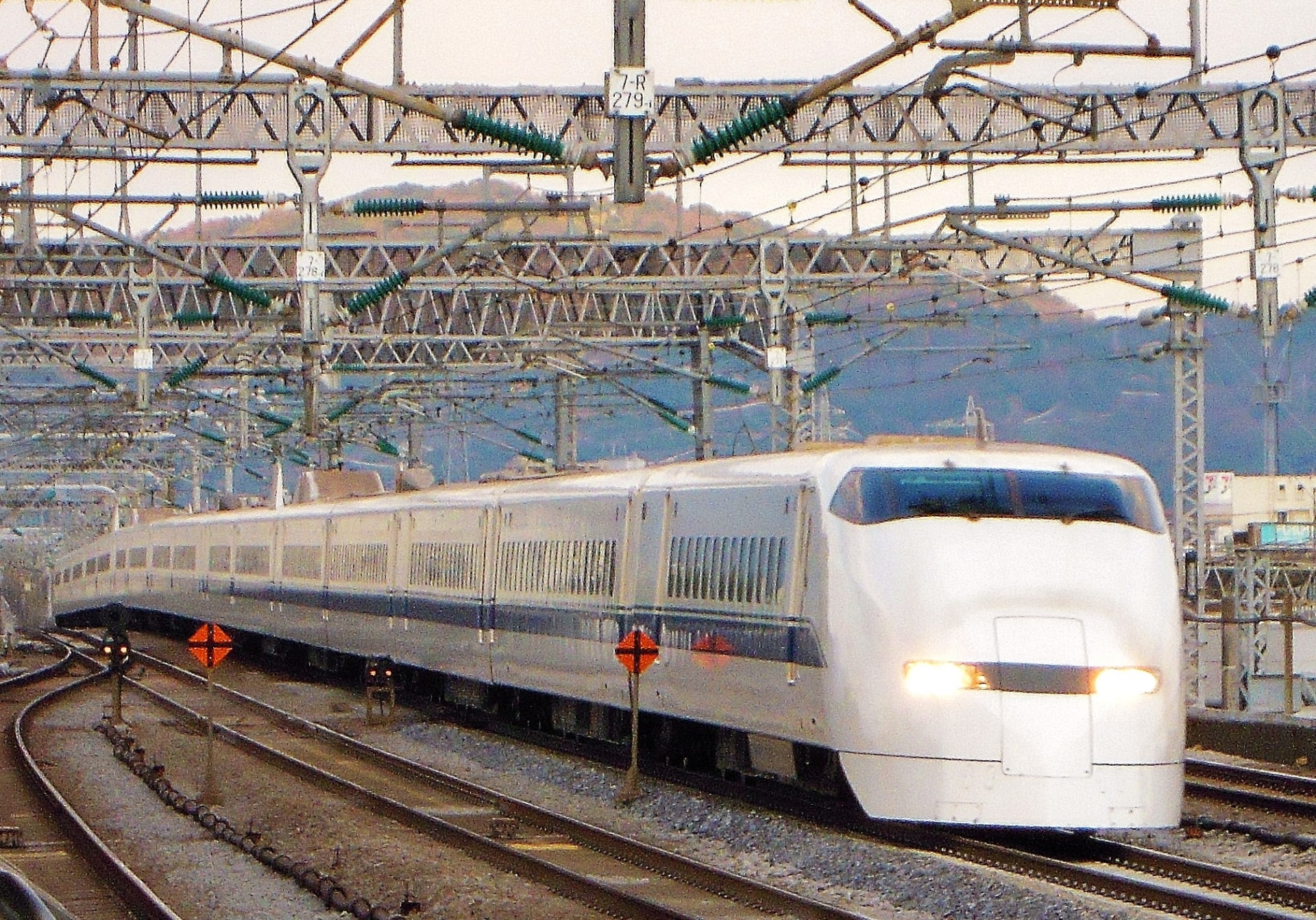 「新幹線」の車両であなたが一番好きなのはなに？【2023年版・人気投票実施中】 | ねとらぼ調査隊