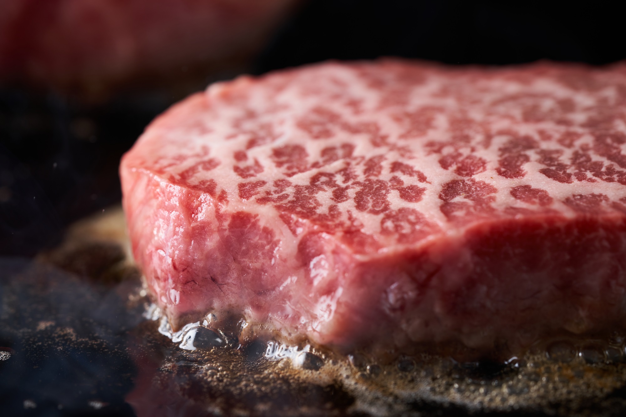 「北海道で人気のステーキ店」ランキングTOP10！　2位は「ステーキ丼 くに美 札幌市大通」、1位は？【2023年3月版】 | ステーキ ねとらぼ調査隊