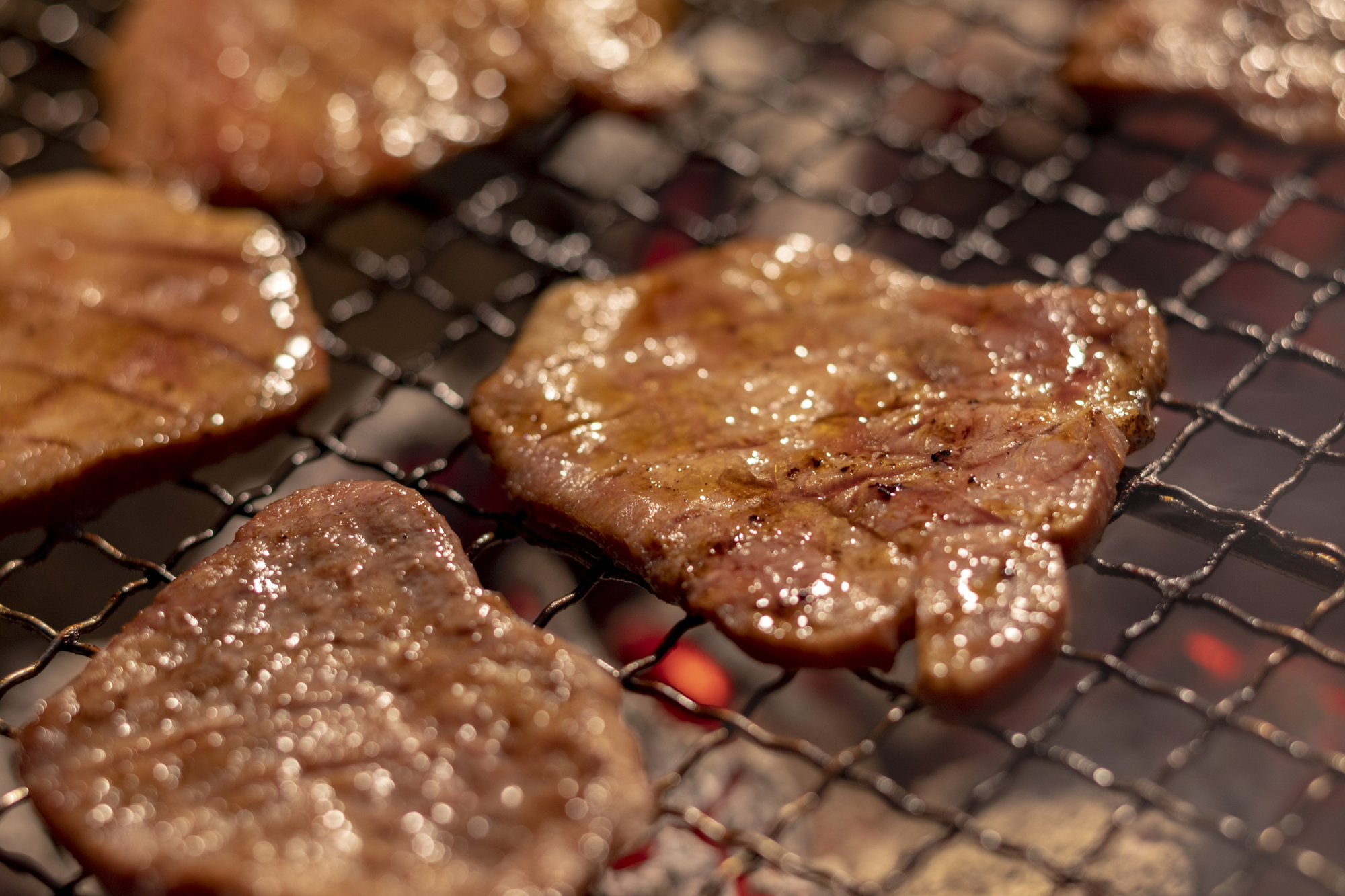 「大阪府で人気の焼肉店」ランキングTOP10！　2位は「北新地 焼肉 菊地」、1位は？【2023年3月版】 | 焼肉 ねとらぼ調査隊